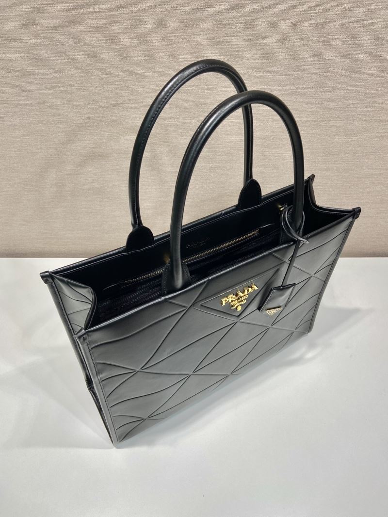 Pra*a top handle bags